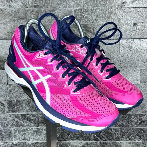Asics GT-2000 v4 Pink / Navy Running Shoes - W8 - Picture 2 of 9